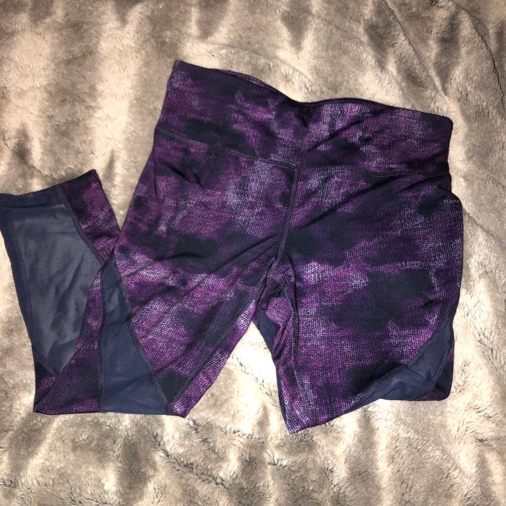 purple athletic leggings